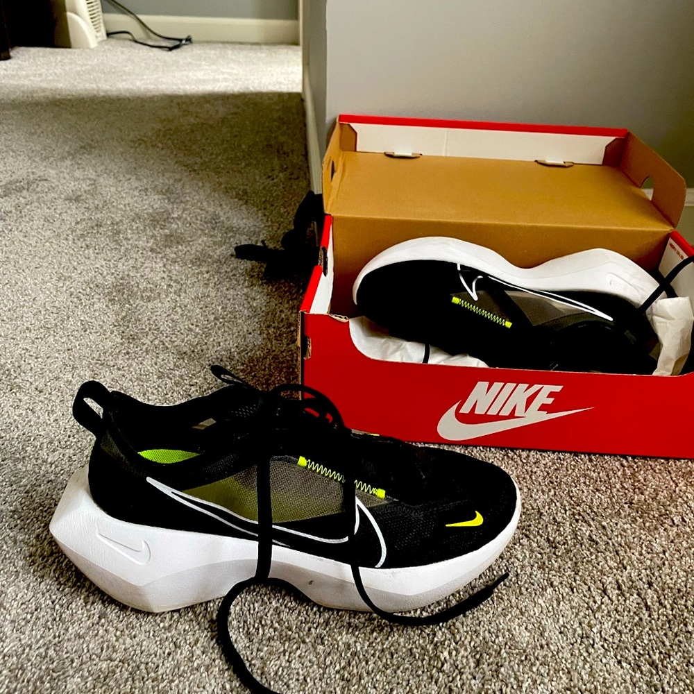 Nike Vista Lite. Gently worn.